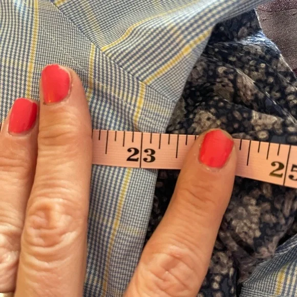 Charles Tyrwhitt button down • Mens 16.5 - Picture 6 of 7